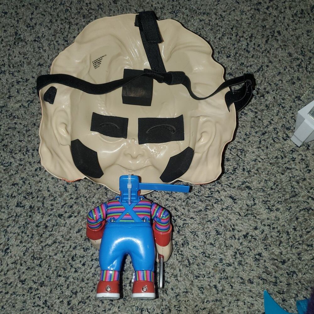 Chucky - Picture 2 of 2